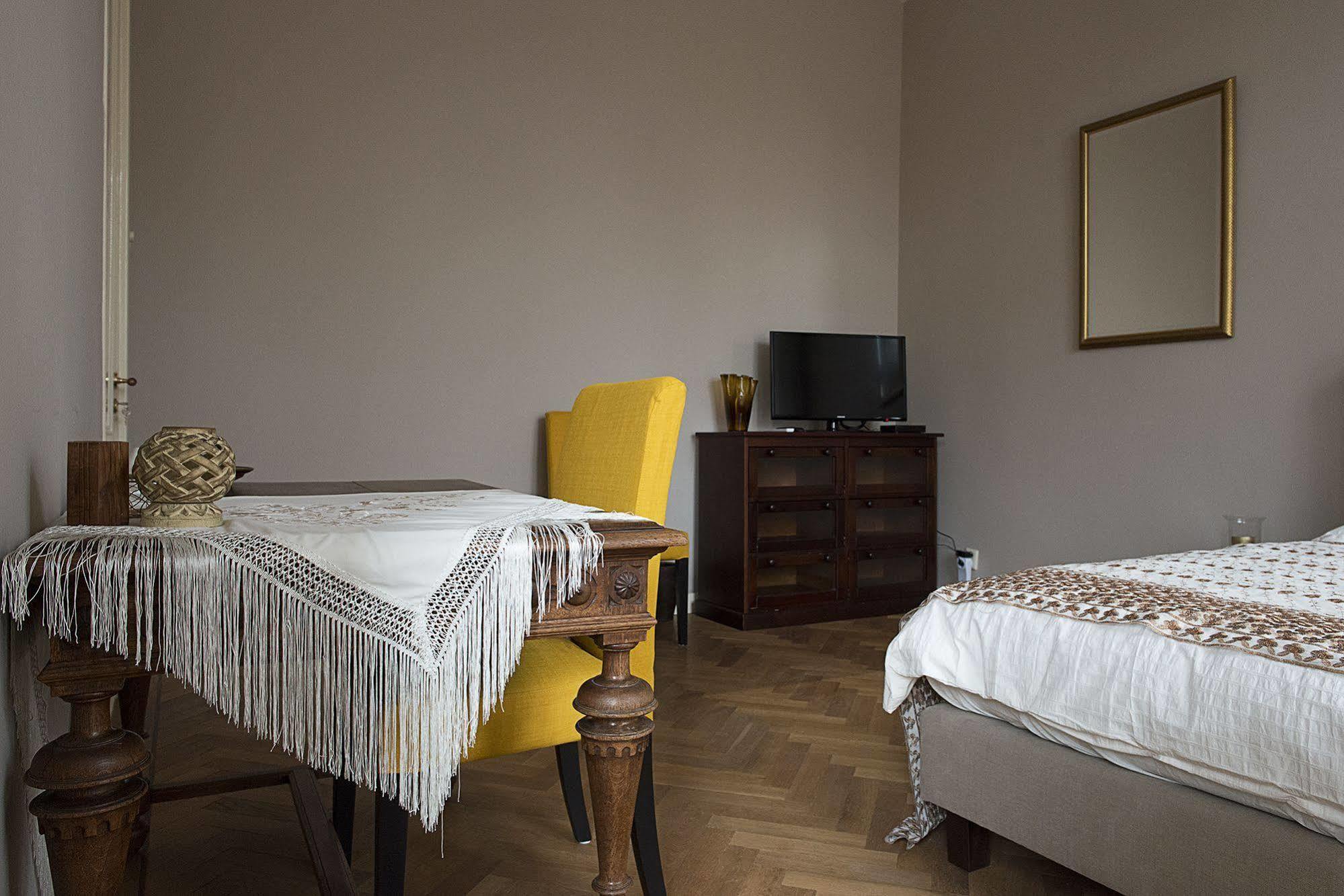 Jamila Suites Amersfoort Bagian luar foto