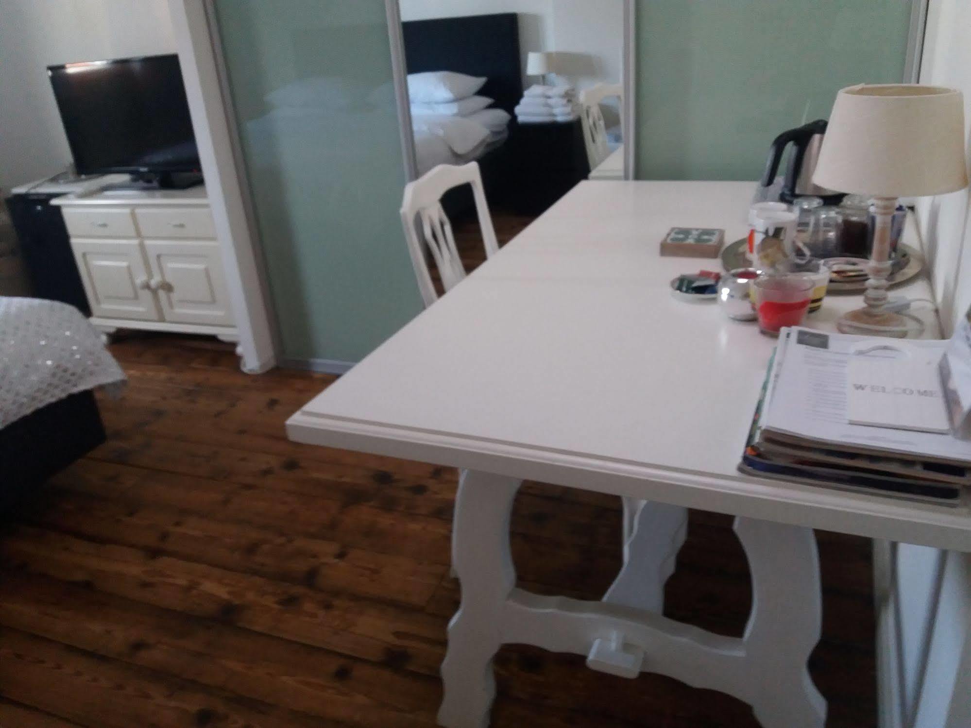 Jamila Suites Amersfoort Bagian luar foto