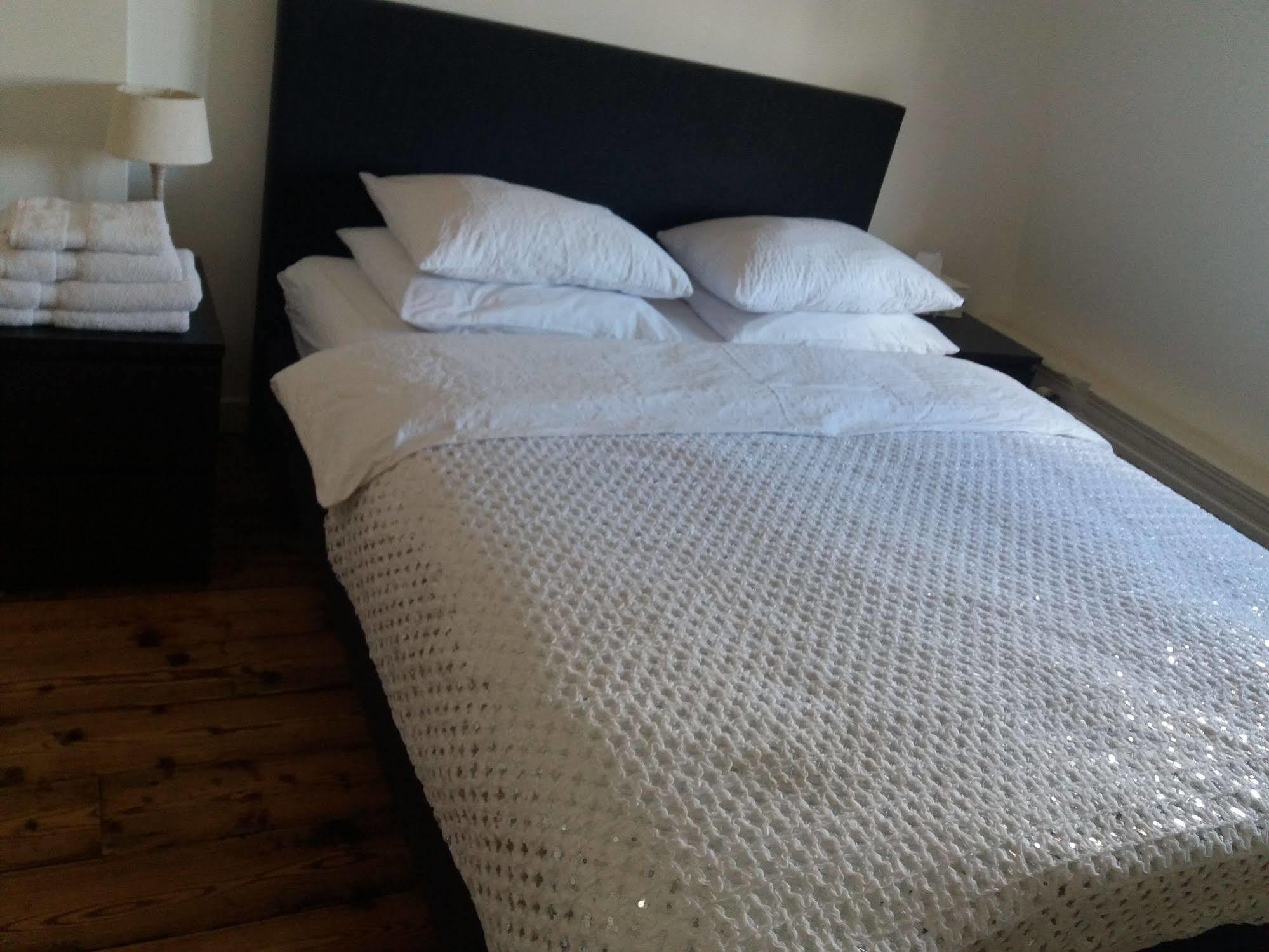 Jamila Suites Amersfoort Bagian luar foto